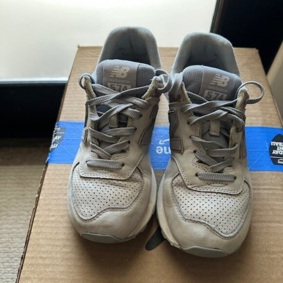 Womens New Balance 574 size 7.5 - Picture 3 of 6